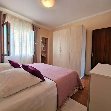 Apartment Mande 2 Barbat na Rabu