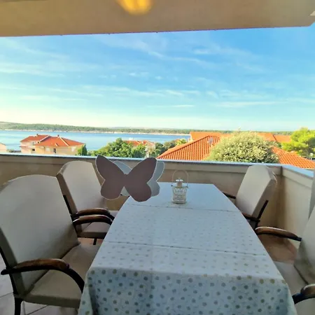 Mande 2 Apartment