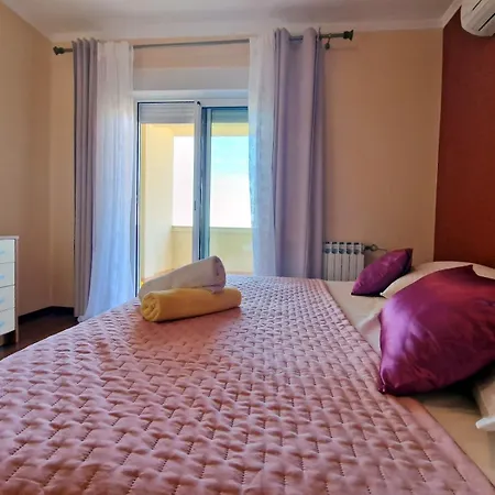 Mande 2 Apartamento Barbat na Rabu